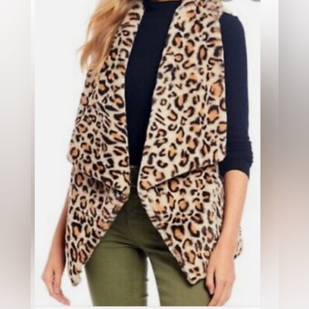 Leopard vest / jacket